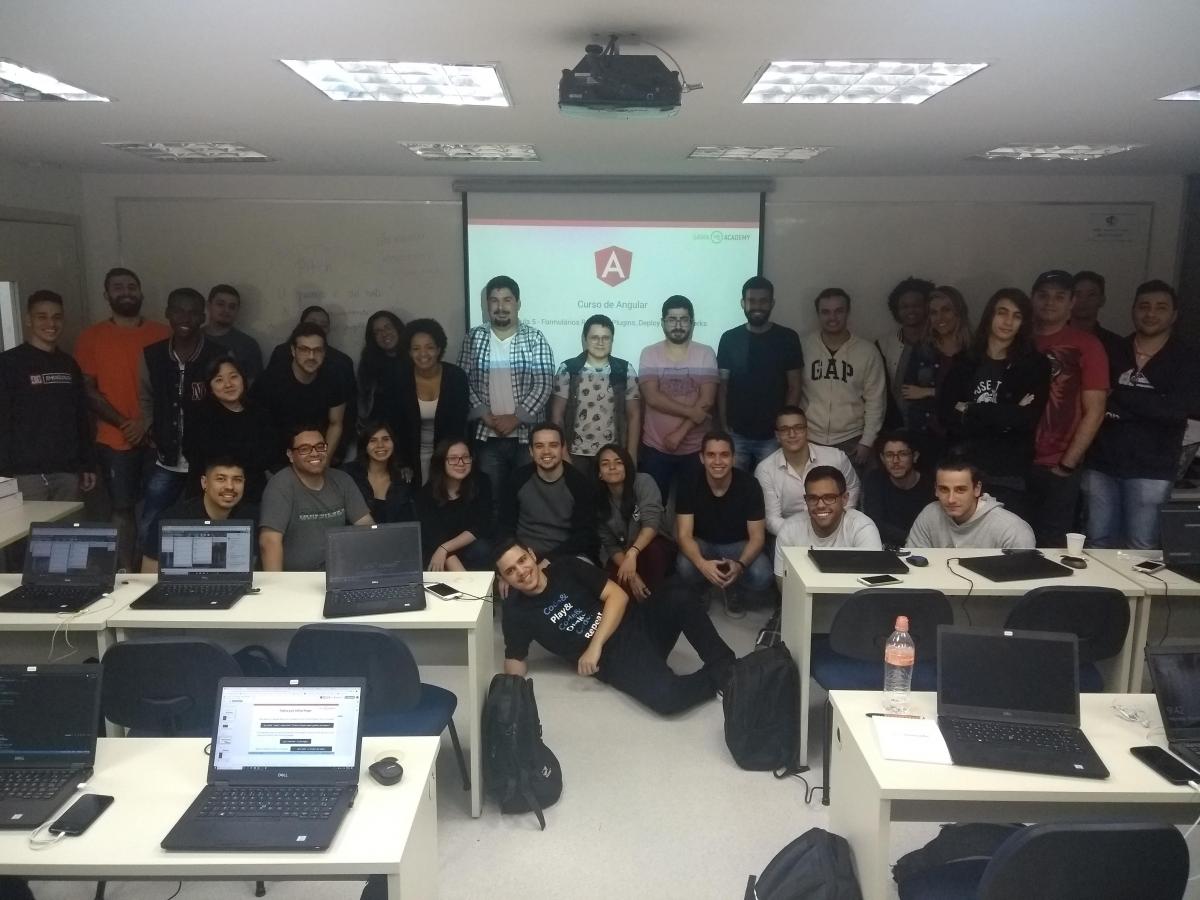 Turma da Avanade Academy